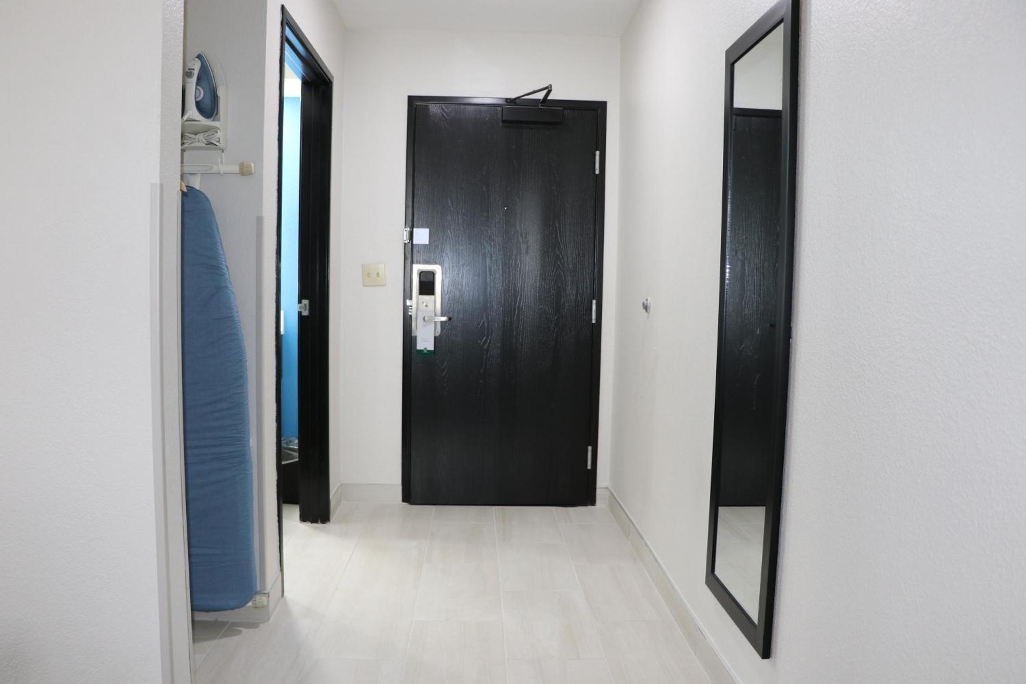 Quality Inn & Suites Buda Ngoại thất bức ảnh