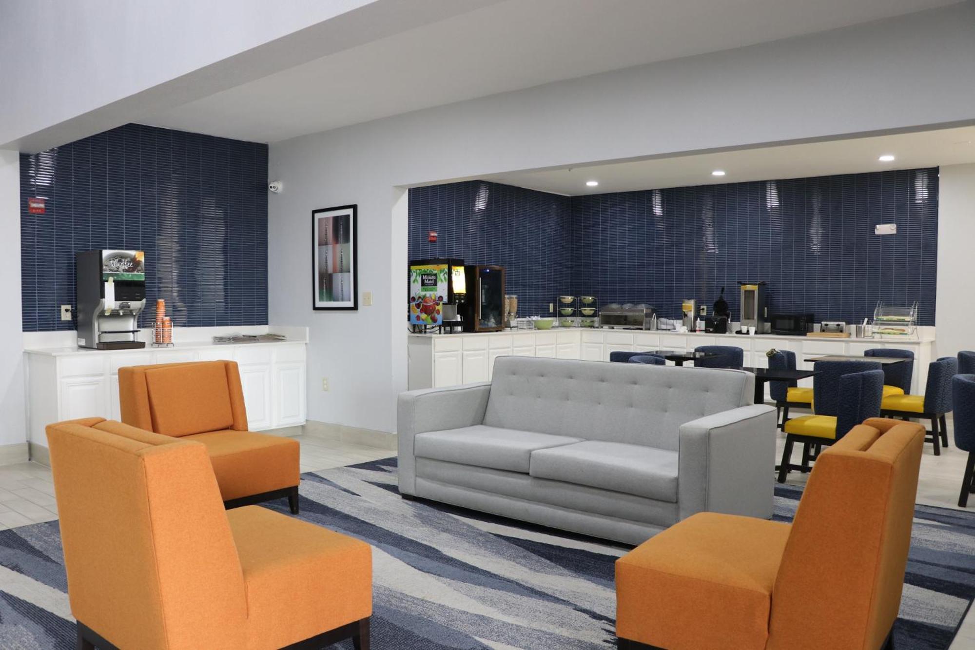 Quality Inn & Suites Buda Ngoại thất bức ảnh