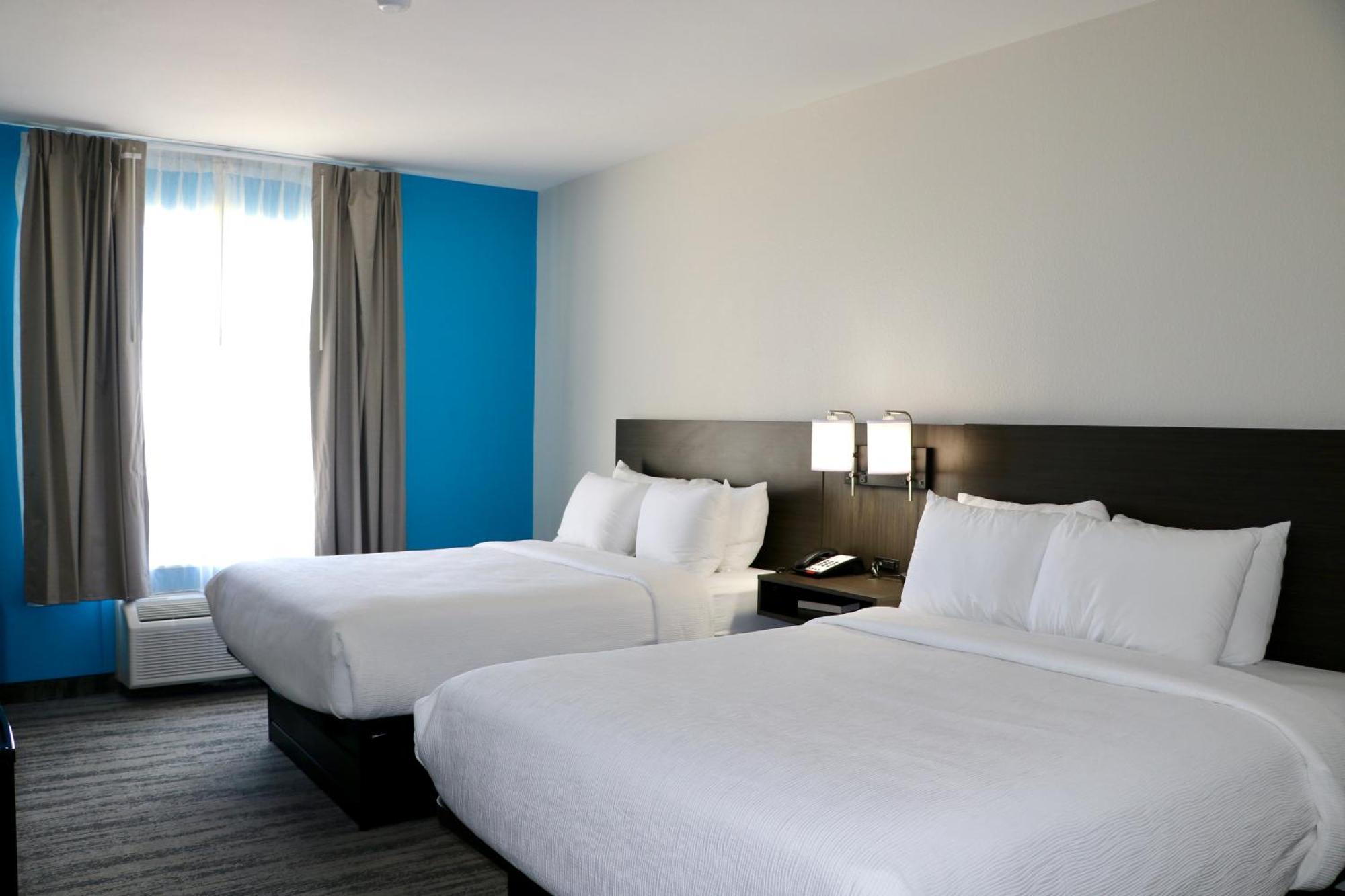 Quality Inn & Suites Buda Ngoại thất bức ảnh