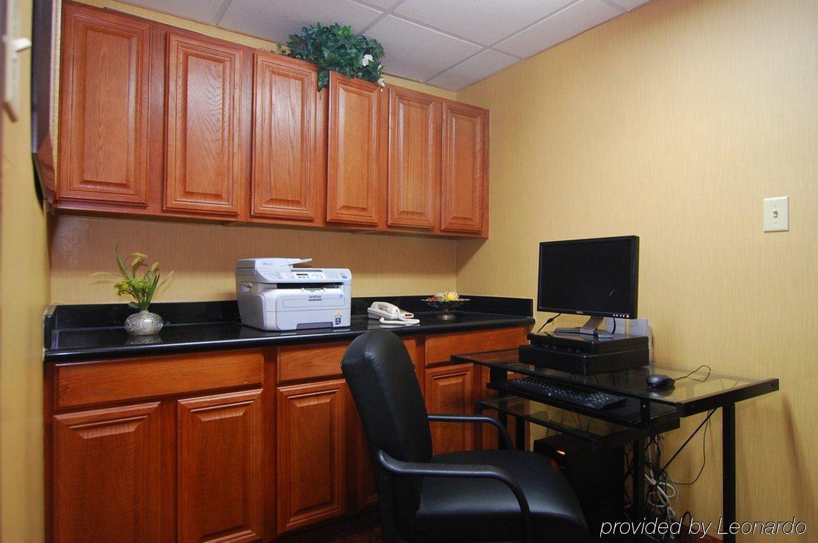 Quality Inn & Suites Buda Tiện nghi bức ảnh